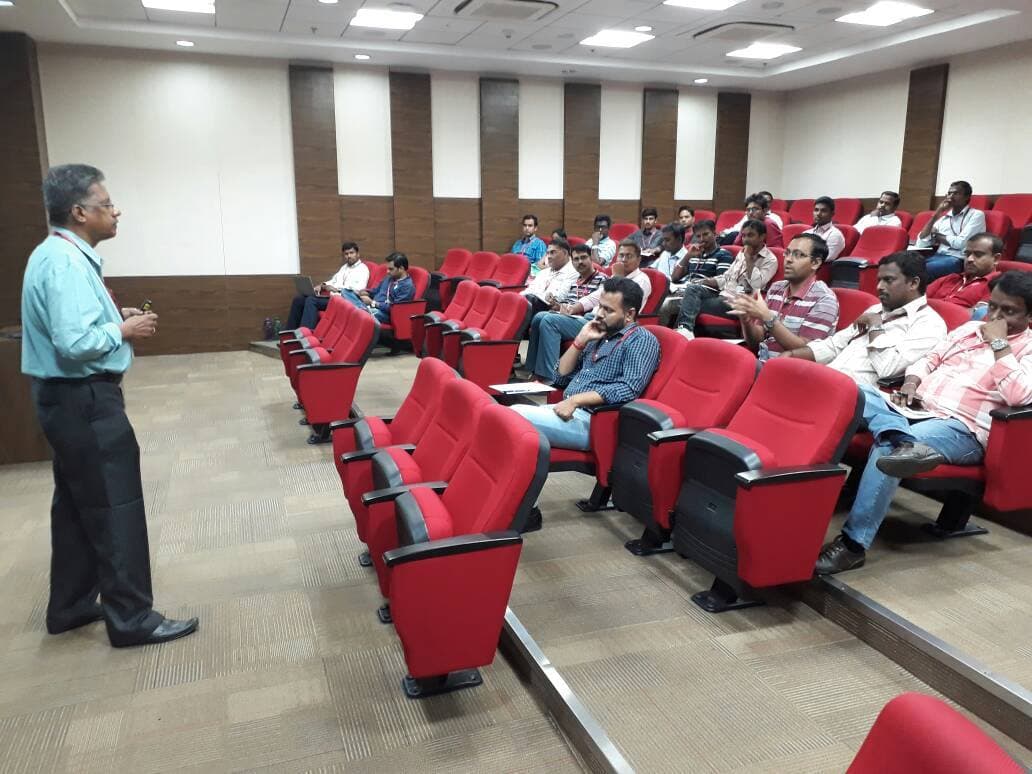 Dr. Sundararaman speaking to participants at Tech Mahindra